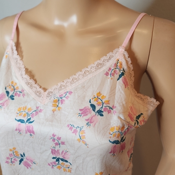 Morgan Lane Silk-Blend Ruthie Corey Set in Kailini Floral. Size xs or small - Picture 2 of 15